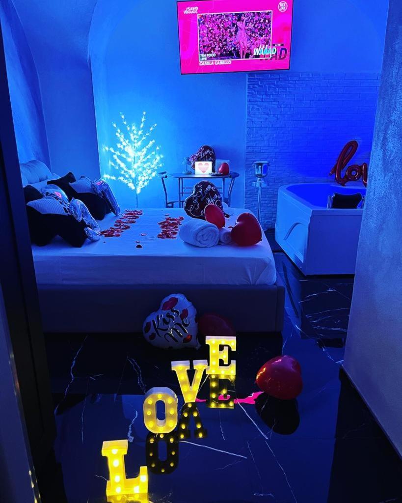Vico Li Cuti Love hôtel *